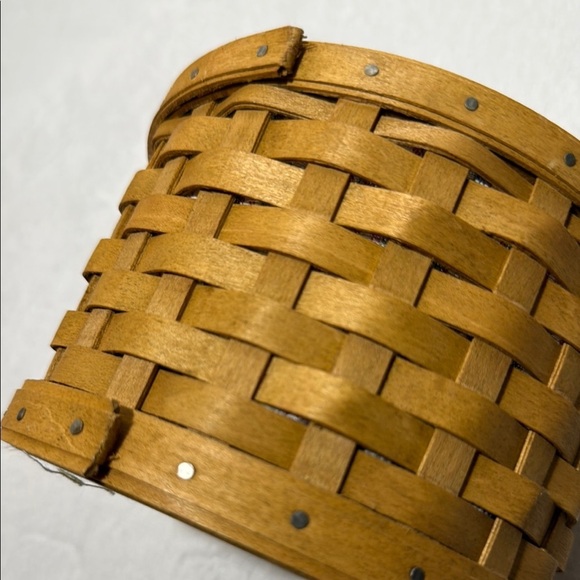 LONGABERGER Woven Sewing Basket with Red Leather Lid and Inserts - Picture 6 of 14